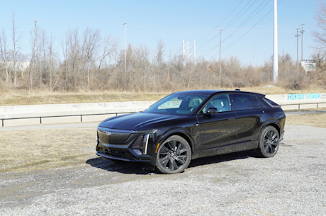 Cadillac Lyriq 2025 : essai routier Body Image