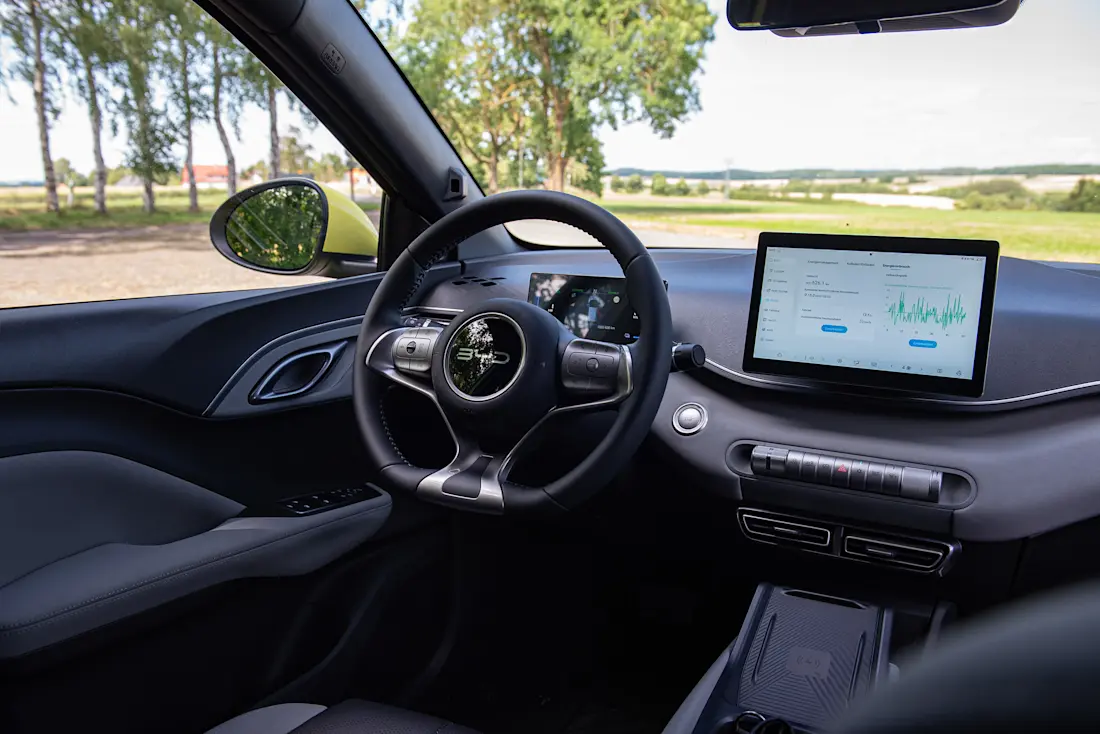 byd-dolphin-surf-cockpit