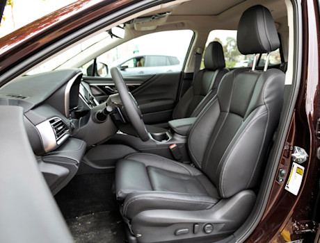 Editorial 2023 subaru outback premier xt 07 jw