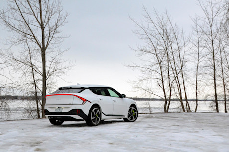Kia EV6 GT 2023 : essai routier Image