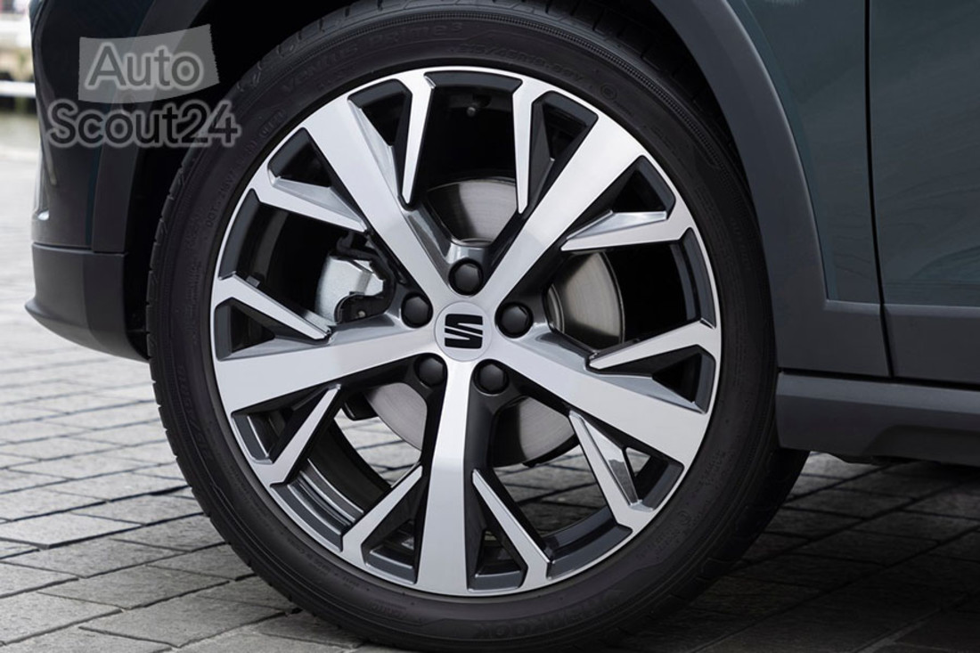 Seat-Arona-2022-1280-5f.jpg