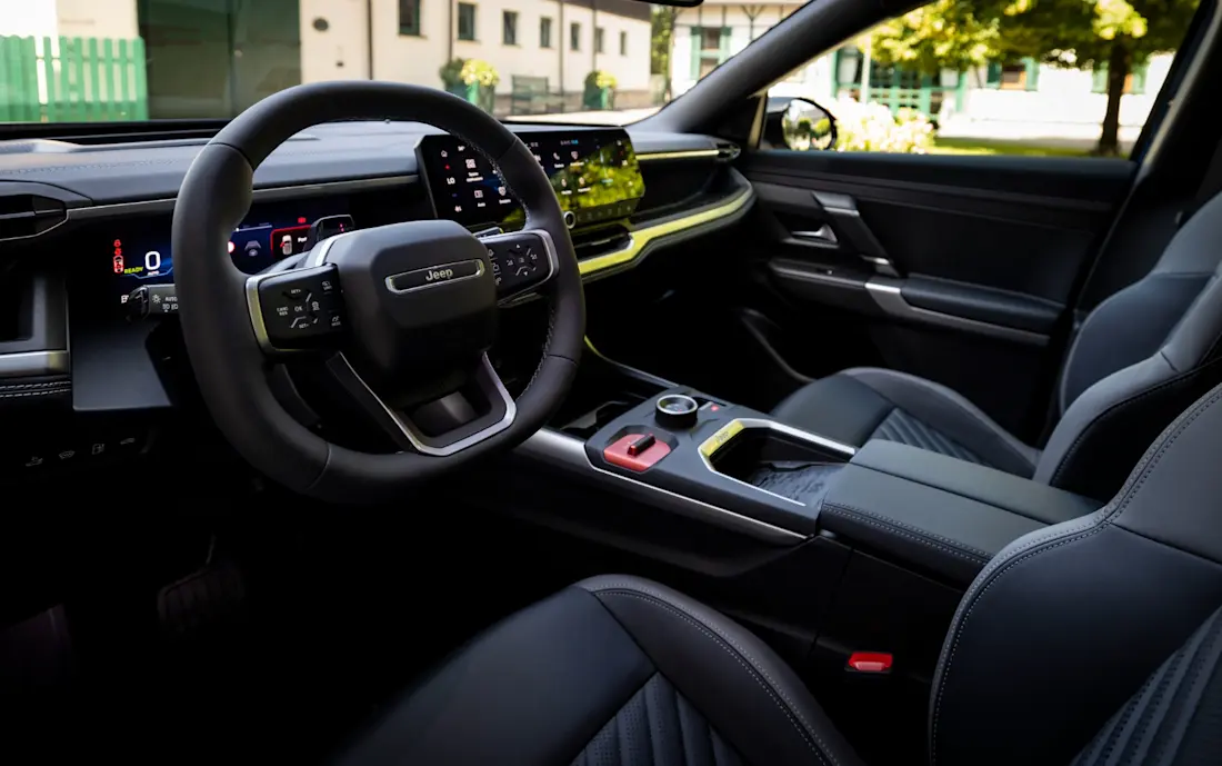 jeep-compass-interior