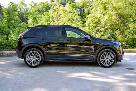 Editorial 2020 cadillac xt4 sport 02 sha