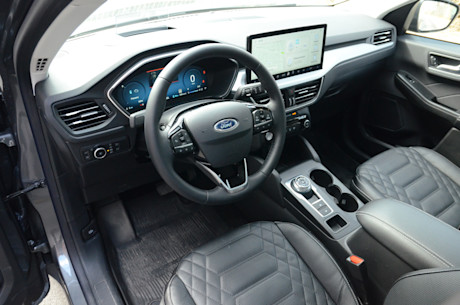 Ford Escape hybride rechargeable 2024 : essai routier Body Image