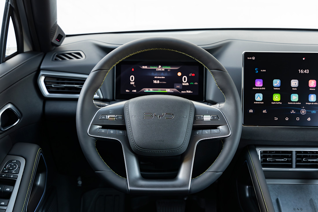 BYD-ATTO-2-2025-interior (7).jpg