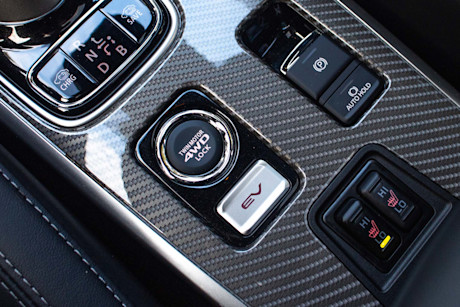 Editorial 2020 mitsubishi outlander phev 15 wc fr