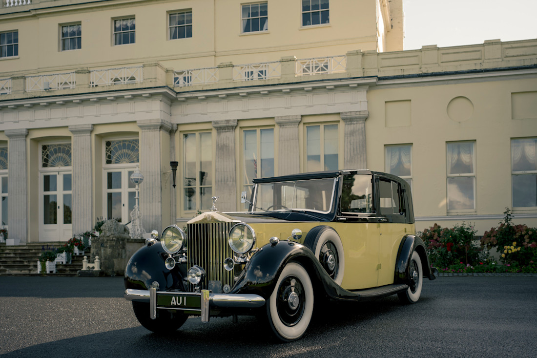Rolls-Royce-Phantom-Goldfinger-2024 (16).jpg