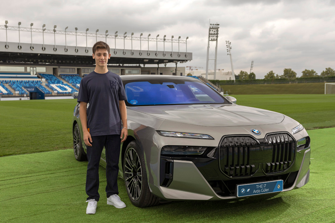 BMW Real Madrid 24-25 (6).jpg