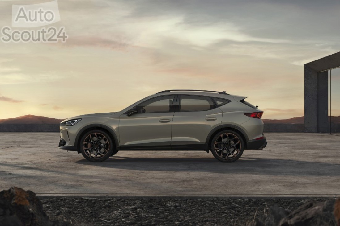 CUPRA-Formentor-VZ5_04_HQ (2).jpg