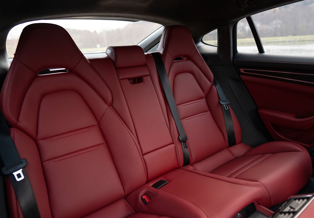 Porsche-Panamera Turbo S E-Hybrid-2021-Innerraum 2