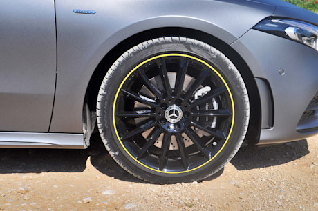 Editorial 2019 mercedes benz a 250 10 mb