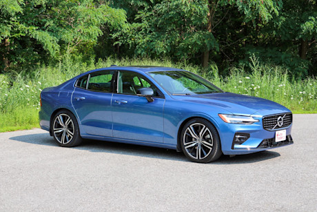 Editorial 2021 volvo v60 t5 awd r design 04 jm