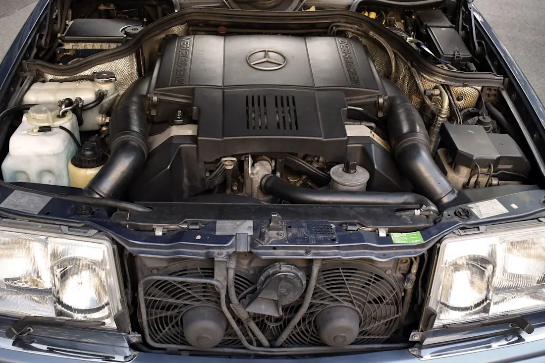Mercedes-500E-8