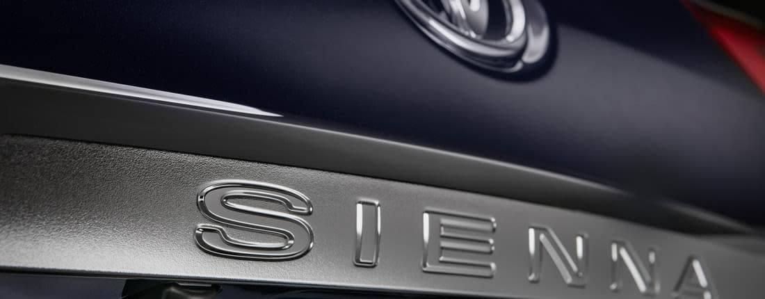 toyota-sienna-l-04