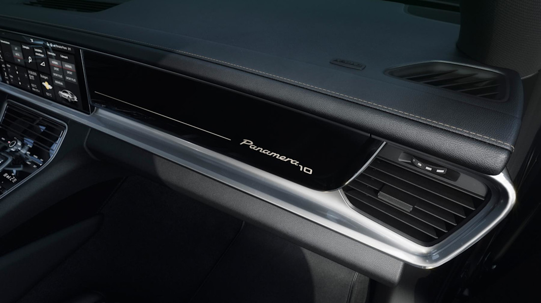 high_panamera_10_years_edition_2019_porsche_ag.jpg