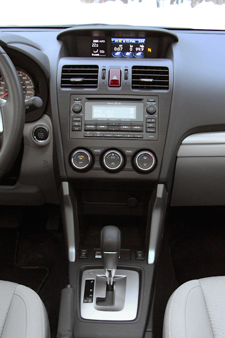 Editorial 2015 subaru forester 25i touring tech jy 21