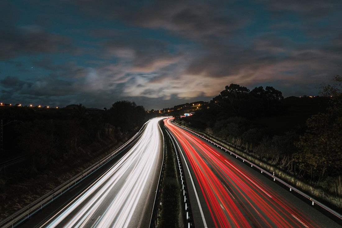 Corsia di accelerazione: le regole per viaggiare in sicurezza