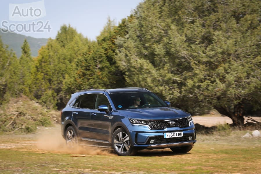 NUEVO KIA SORENTO PHEV - CALIDAD MEDIA_030 (1).jpg