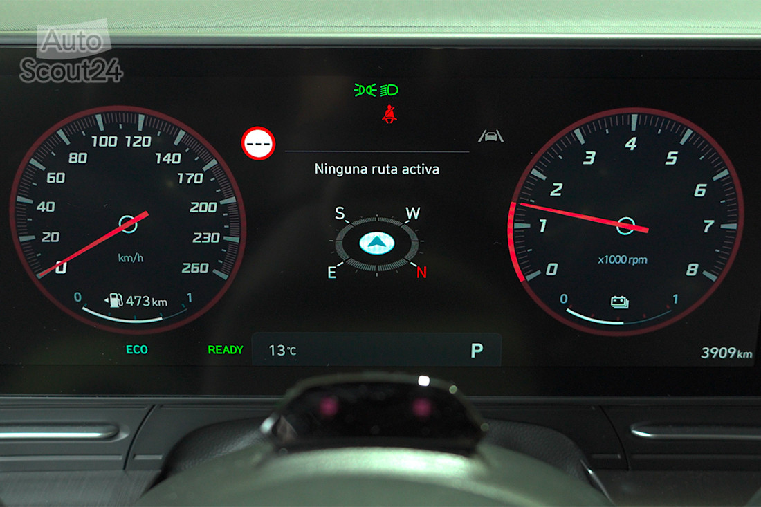 Hyunda-Kona-híbrido-interior (1).jpg