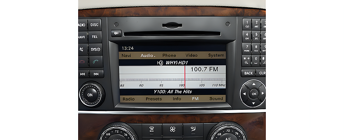 Mercedes-Benz R-Class 2013 18