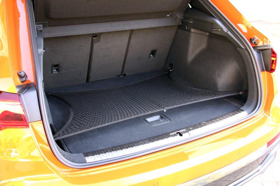 audi-q3-08.jpg