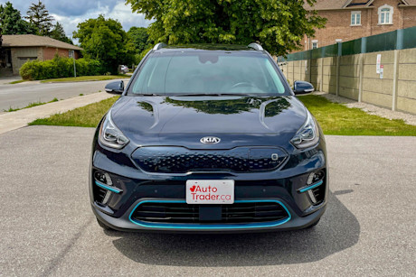 Editorial 2021 kia niro ev sx touring 01 ct
