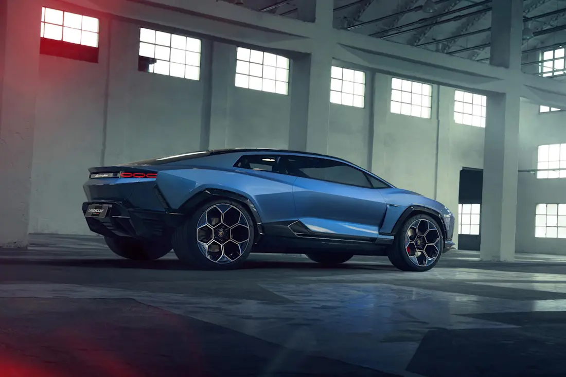 zo-zet-lamborghini-binnen-5-jaar-de-autowereld-op-zijn-kop-2025-04