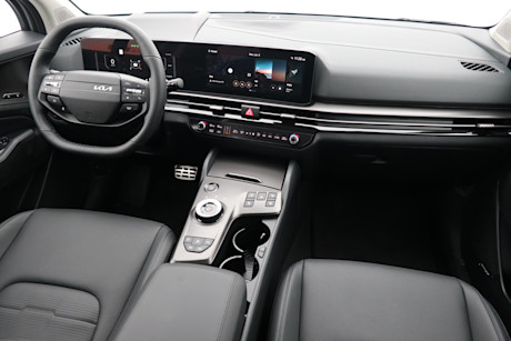 2026 Kia Sportage PHEV Review Image