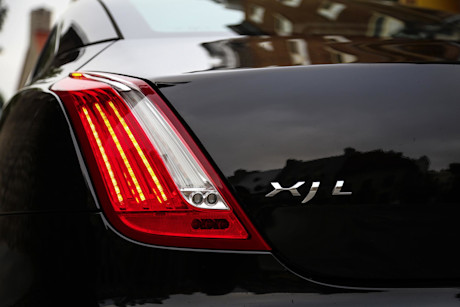 Editorial 2015 jaguar xj lwb awd portfolio ts 14