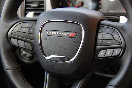 Editorial 2019 dodge charger sxt awd 27 dw