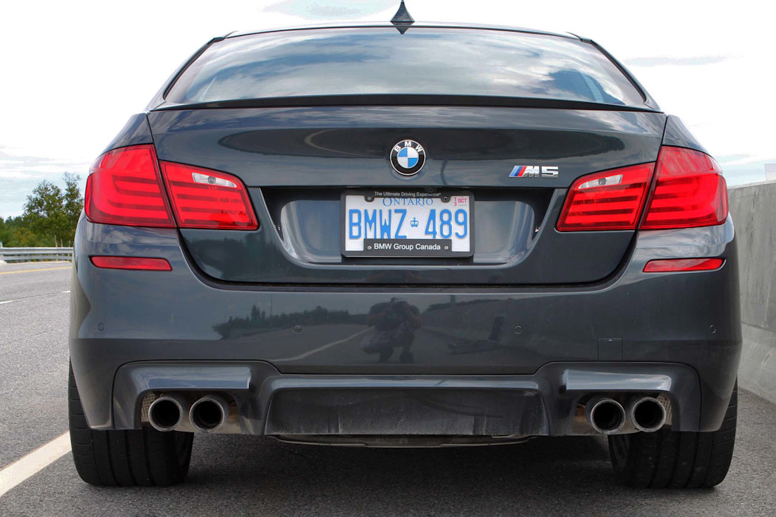 Editorial 2012 bmw m5 03 jp