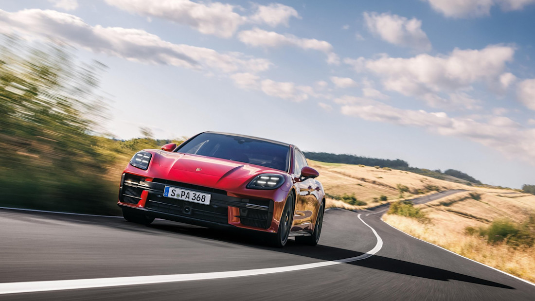 PORSCHE-PANAMERA-GTS-2024 (5).jpg