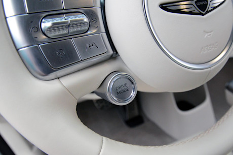 Genesis GV60 Performance 2023 : essai routier Image