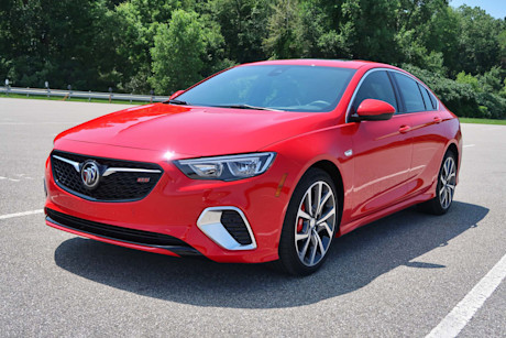 Editorial 2018 buick regal gs 01 jm
