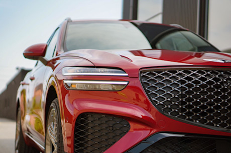 Editorial 2022 genesis gv70 35t sport plus awd 10 jl