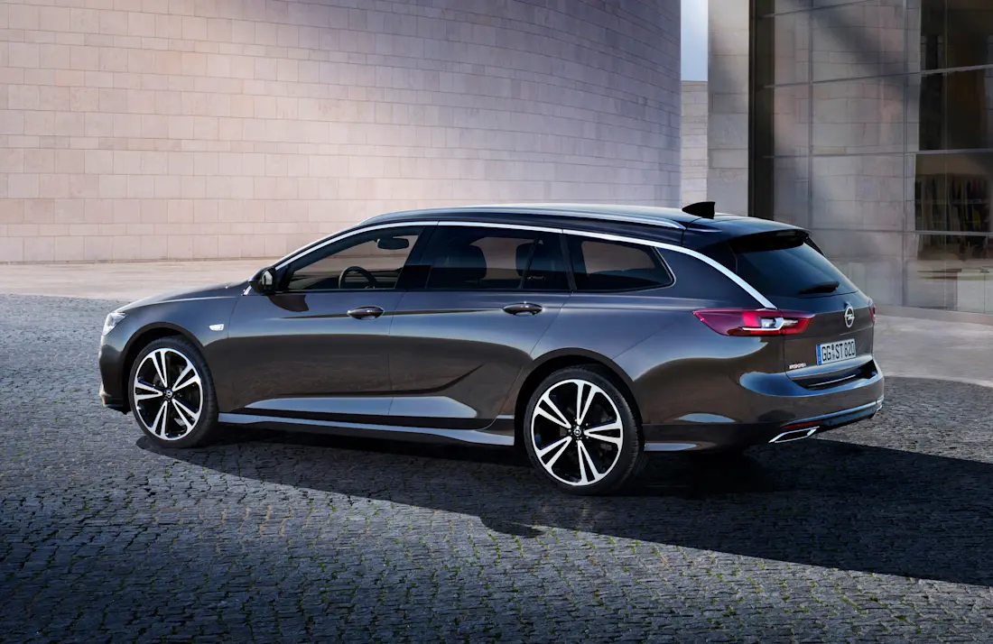 Opel Insignia Sports Tourer Back Opel Insignia Sports Tourer Back