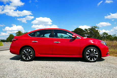Editorial 2017 nissan sentra sr turbo 04 bh