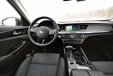 Editorial 2018 kia cadenza limited 10 jp