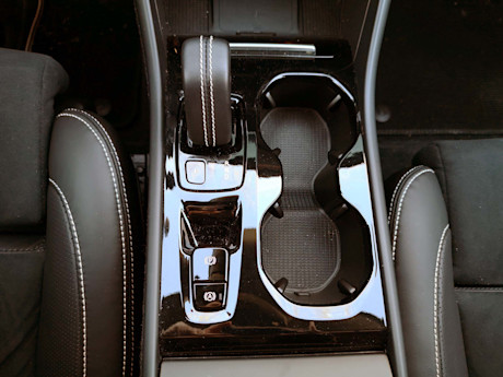 Volvo XC40 2020 : essai routier Body Image
