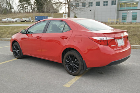 Editorial 2015 toyota  corolla jb 15