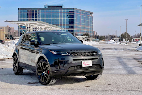 Editorial 2022 land rover range rover evoque p250 bronze collection 08 ct