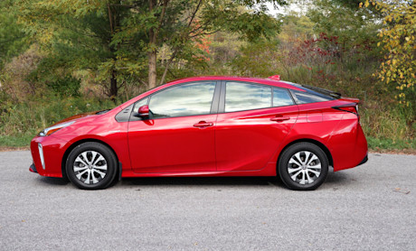 Editorial 2021 toyota prius technology advanced awd e 04 jm