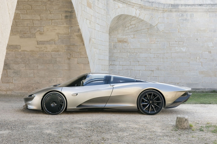 McLaren Speedtail guitarra (5).jpg