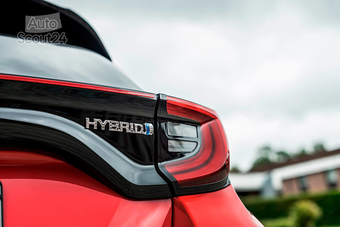 Nuevo-Toyota-Yaris-Hybrid-2021-(3).jpg