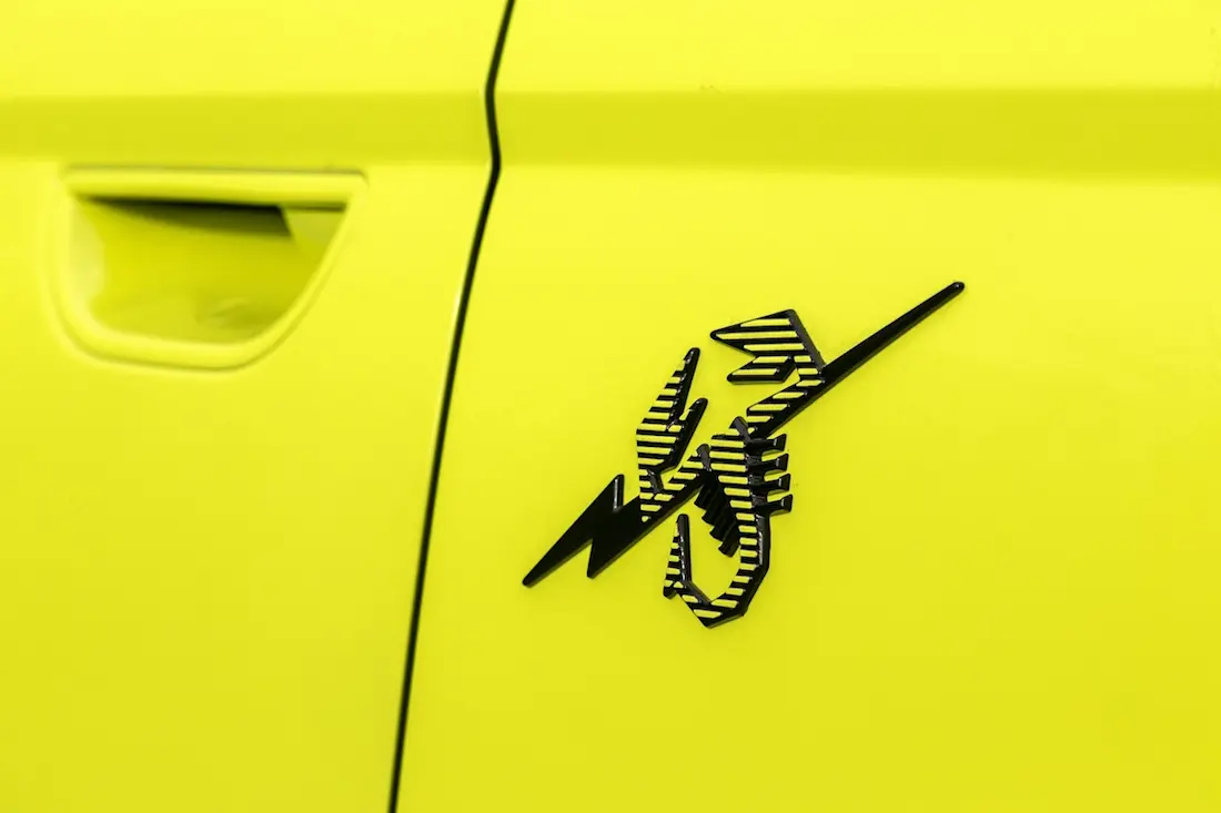 Abarth 500e (2022) logo Abarth 500e (2022) logo