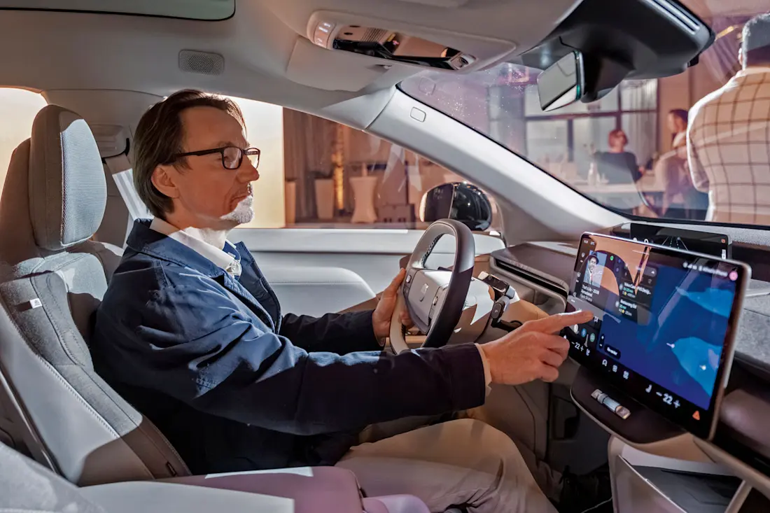 Volvo EX60 (2026)_erste Sitzprobe Fahrersitz