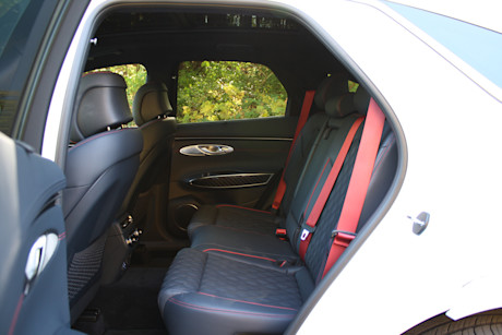Genesis GV70 3.5T Sport Plus 2025 : essai routier Image