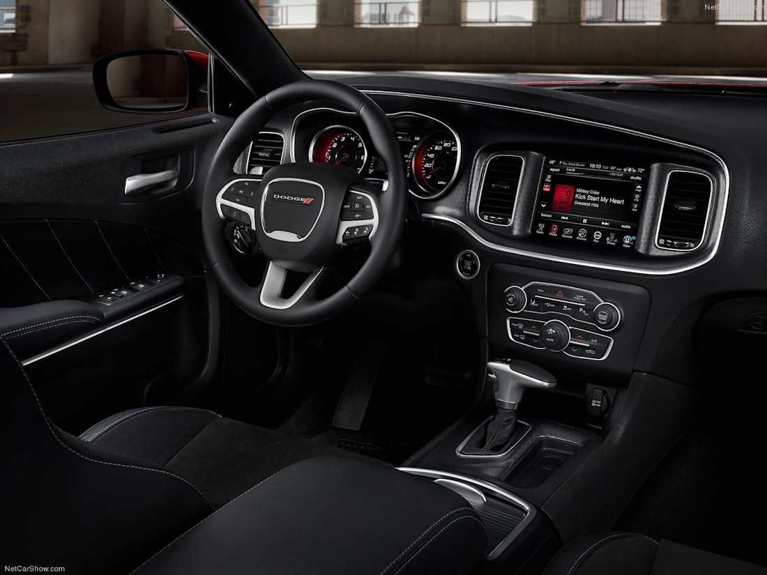 Dodge-Charger-2015-1600-46
