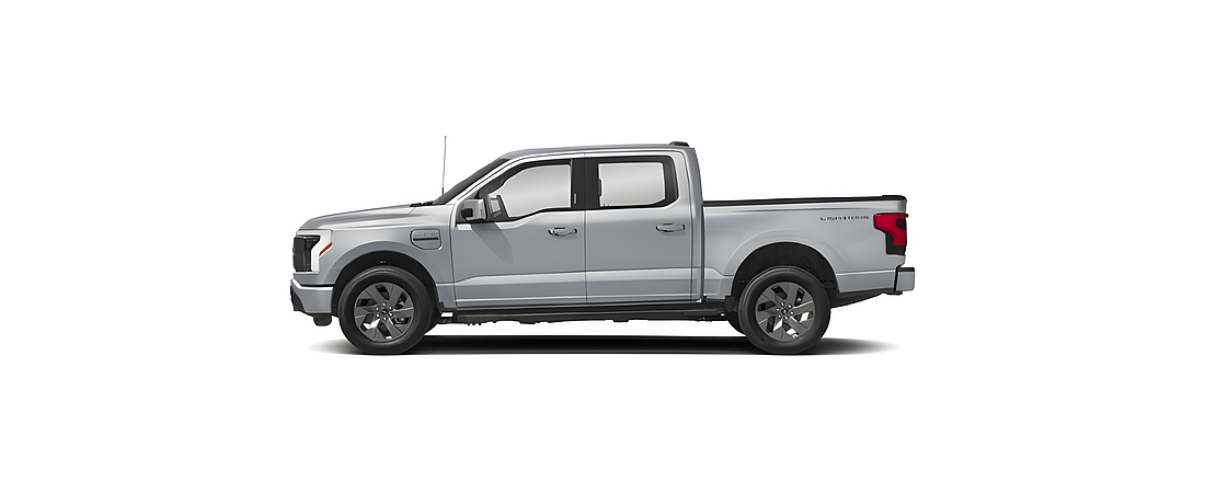 Ford-F-150Lightning-2026-28