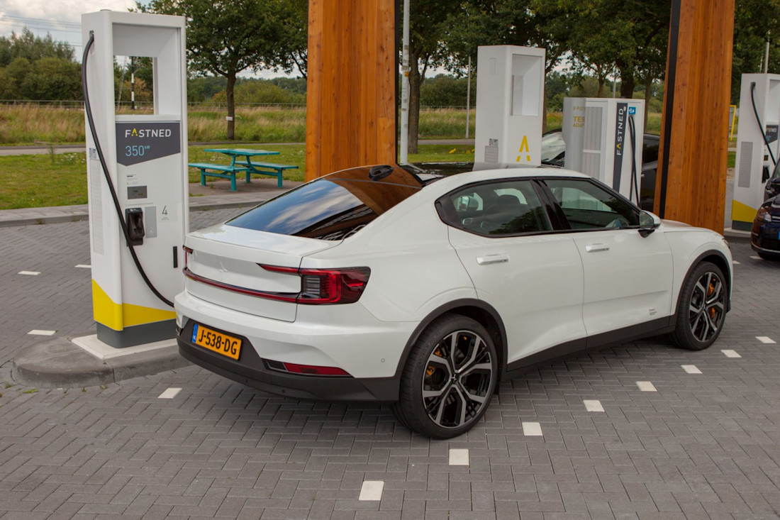 Polestar deelt plaagstootje uit aan Tesla en komt naar je toe deze nazomer